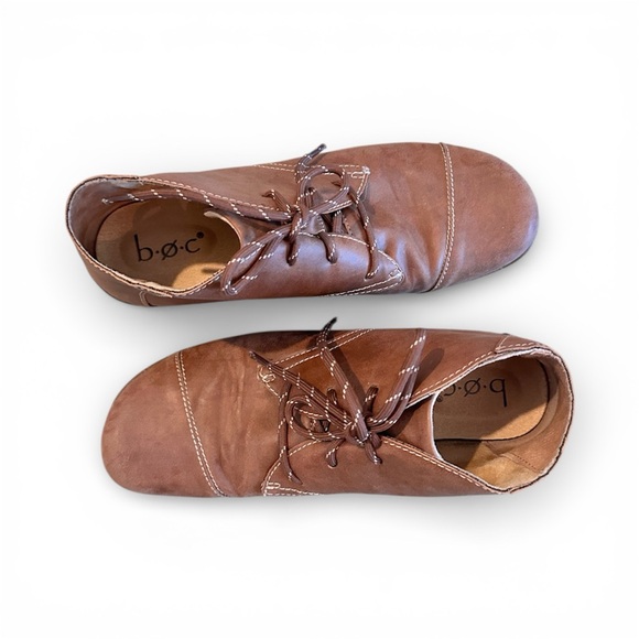 10 b.o.c. Born brown leather lace up ankle booties boots shoes moccasin clog - Picture 3 of 14
